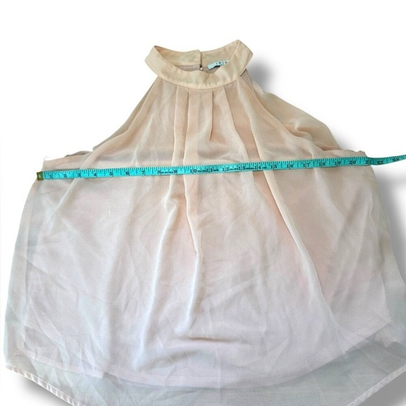 IRIS Pinky Peach Halter Top Sz Lg EUC - Picture 6 of 10